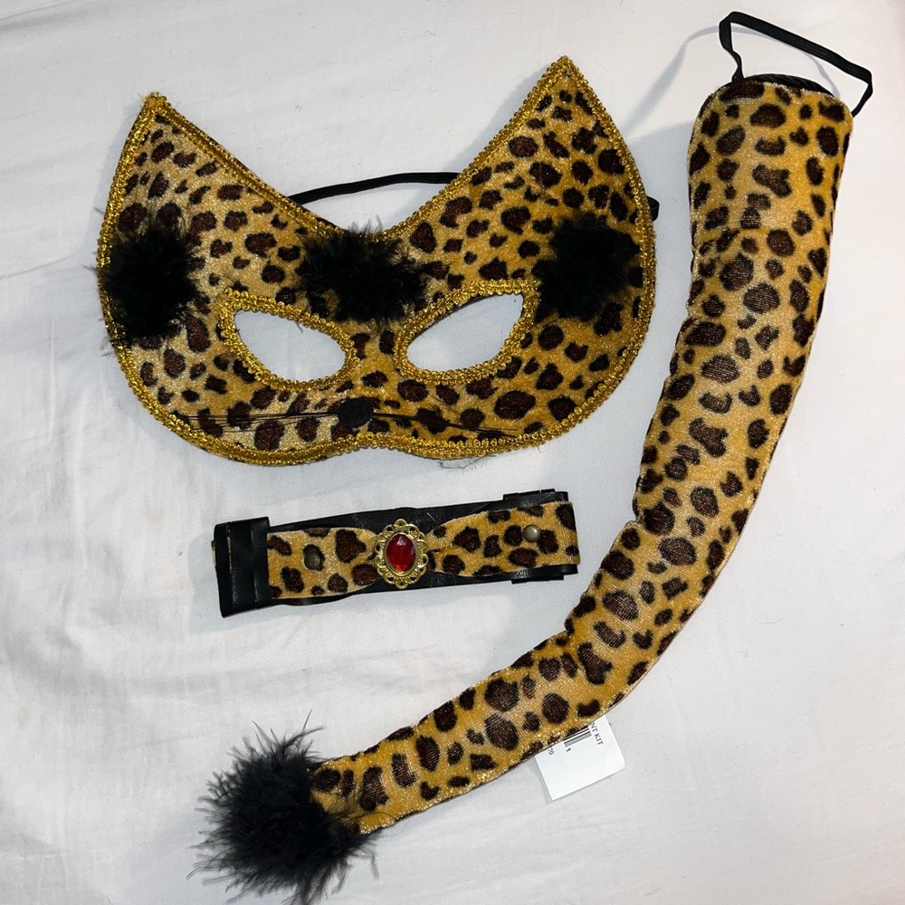 3 Piece Leopard Costume